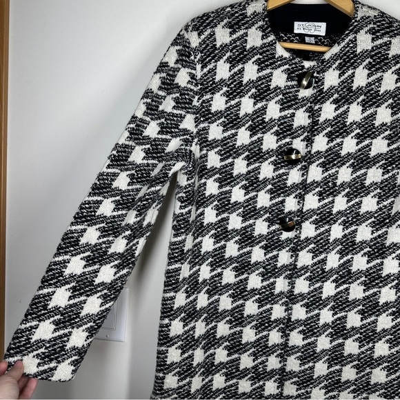 St. John by Marie Gray Big Button Houndstooth Knit Jacket Topper 10 - Picture 2 of 10